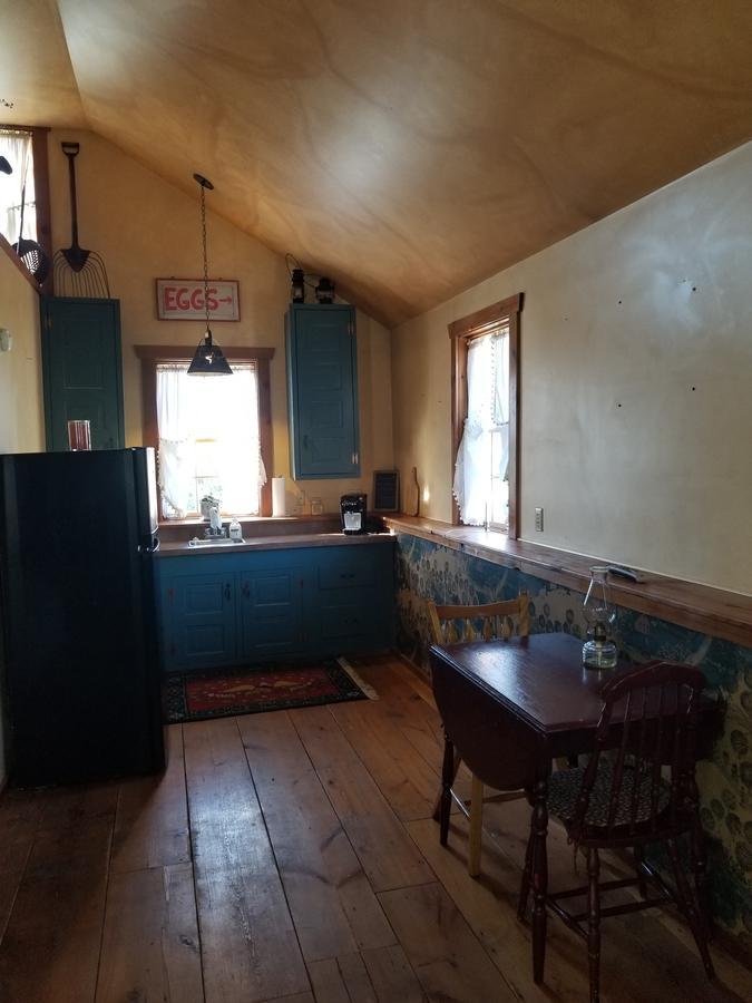 Bed & Breakfast Living Spring Farm 2*
